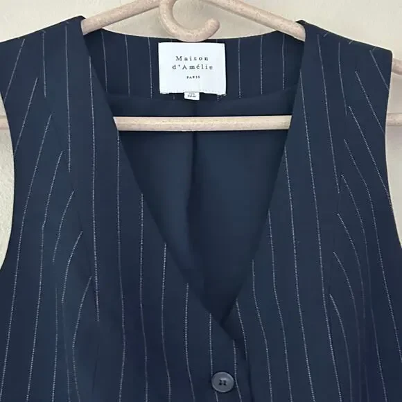 Navy Pinstripe Vest Size 6 - Picture 4 of 11